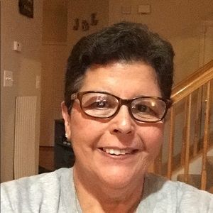 Meet your Posher, Doris m